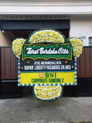 Papan Bunga Duka di Kwelemdua