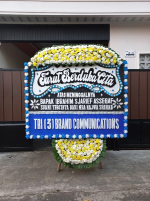 Papan Bunga Duka di Kwelemdua